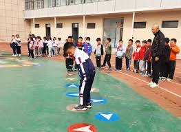 记者：弗里克取消了巴萨今天的训练，球员们前往吉达观光