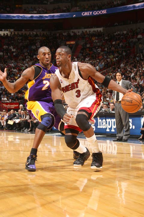 时刻化解危 时刻化解危